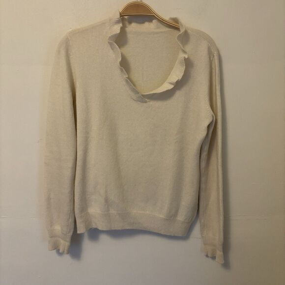 Lauren Ralph Lauren Women's Cashmere Medium Sweater Cream Ruffle Old Money‎ Desc - Picture 1 of 10